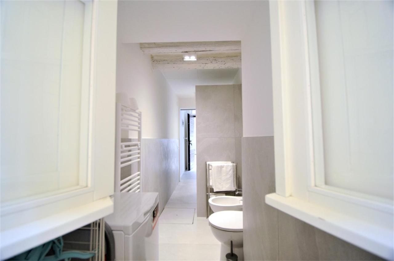 Eleganza Del Riccio Apartment Parma Luaran gambar